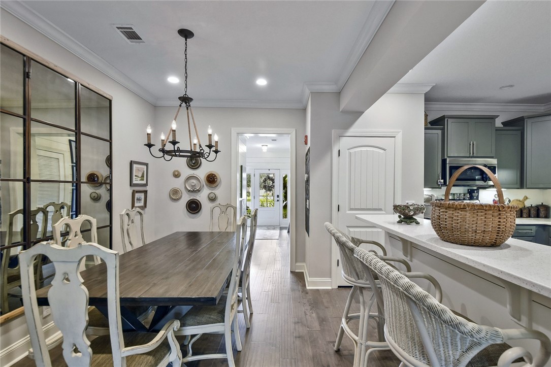 1203 Mariners Circle St. Simons Island, GA 31522 - Photo 4 of 26