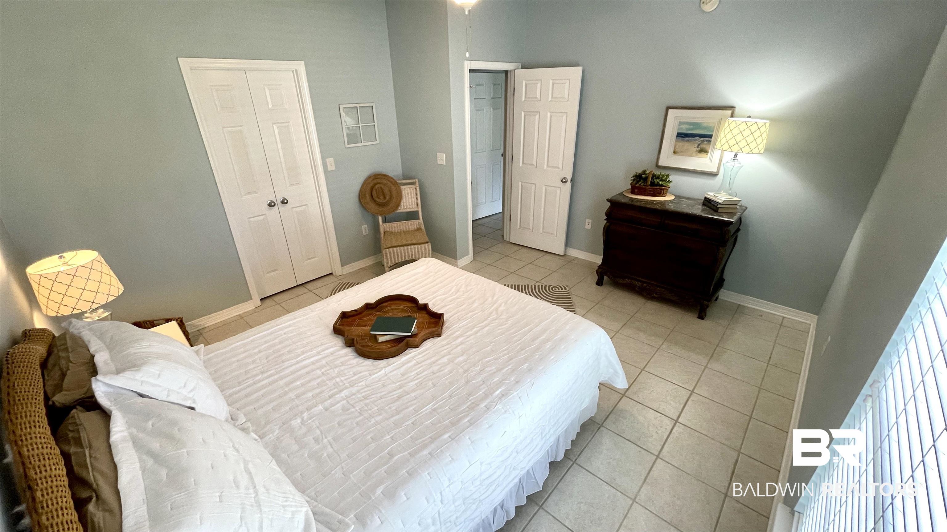 26063 Canal Road, Unit 2D Orange Beach, AL 36561 - Photo 31 of 48 Ensuite #2