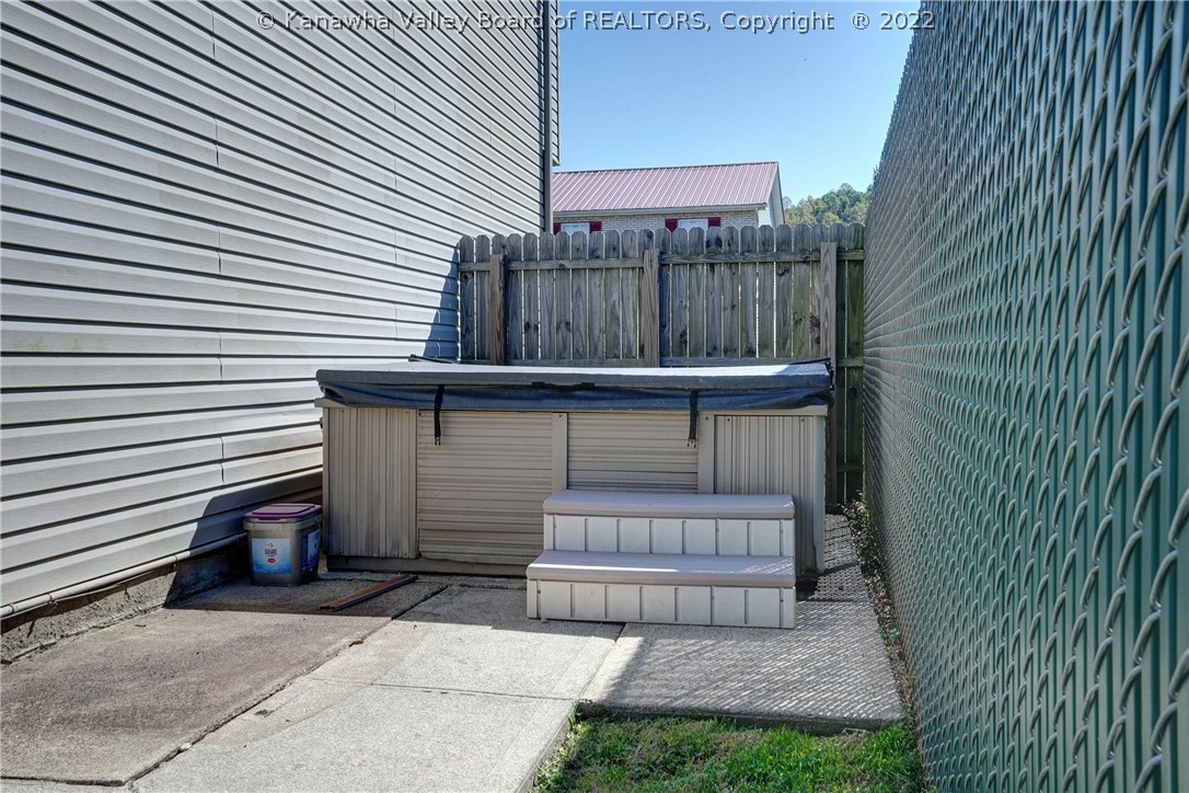 1 Grapevine Street Winfield, WV 25213 - Photo 29 of 30 Gallery Image 29