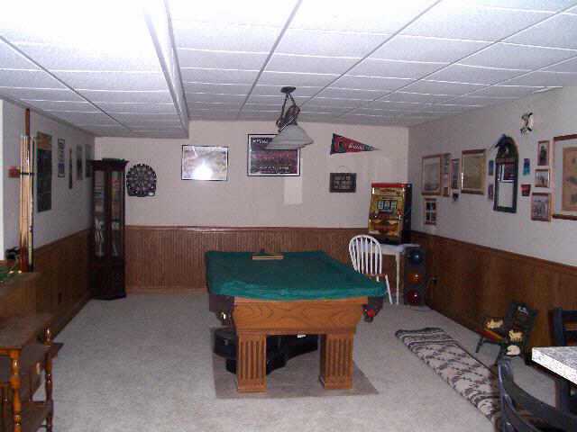1810 Lake Road Northeast Lancaster, OH 43130 - Photo 3 of 8