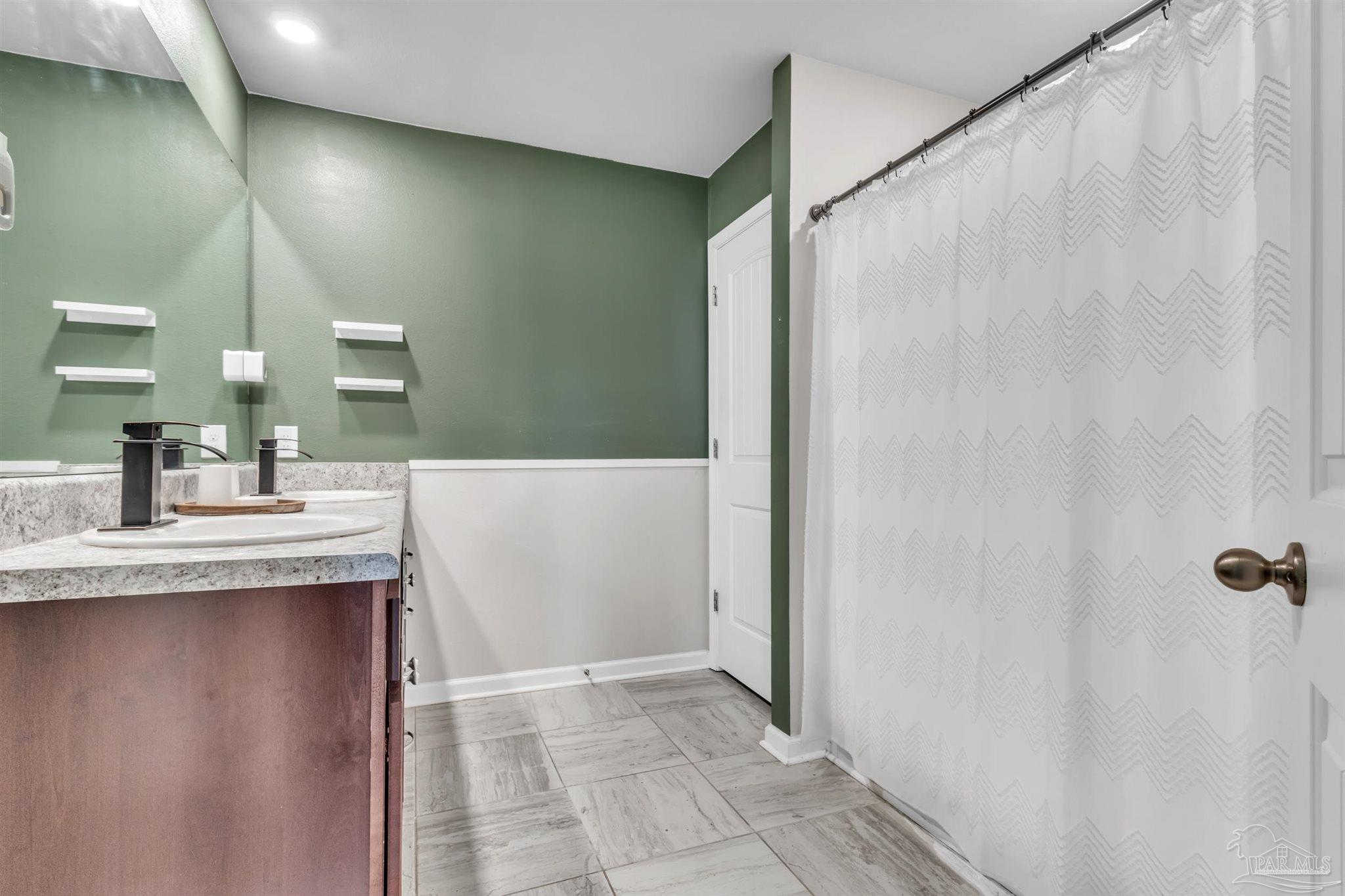 4744 Perception Circle Milton, FL 32570 - Photo 15 of 19