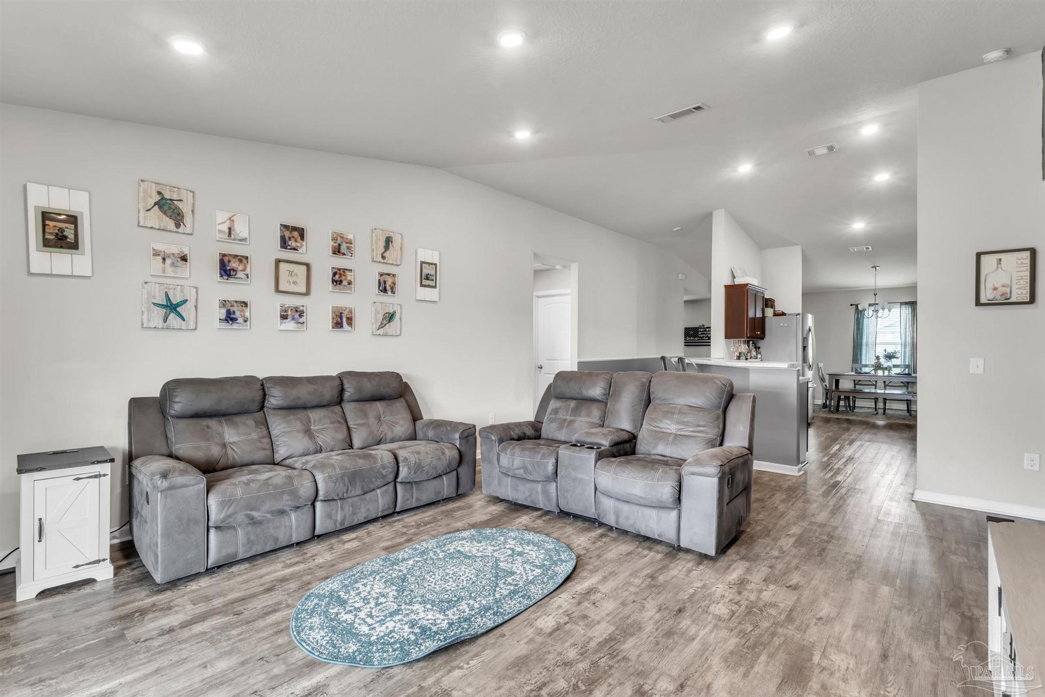 4744 Perception Circle Milton, FL 32570 - Photo 3 of 19