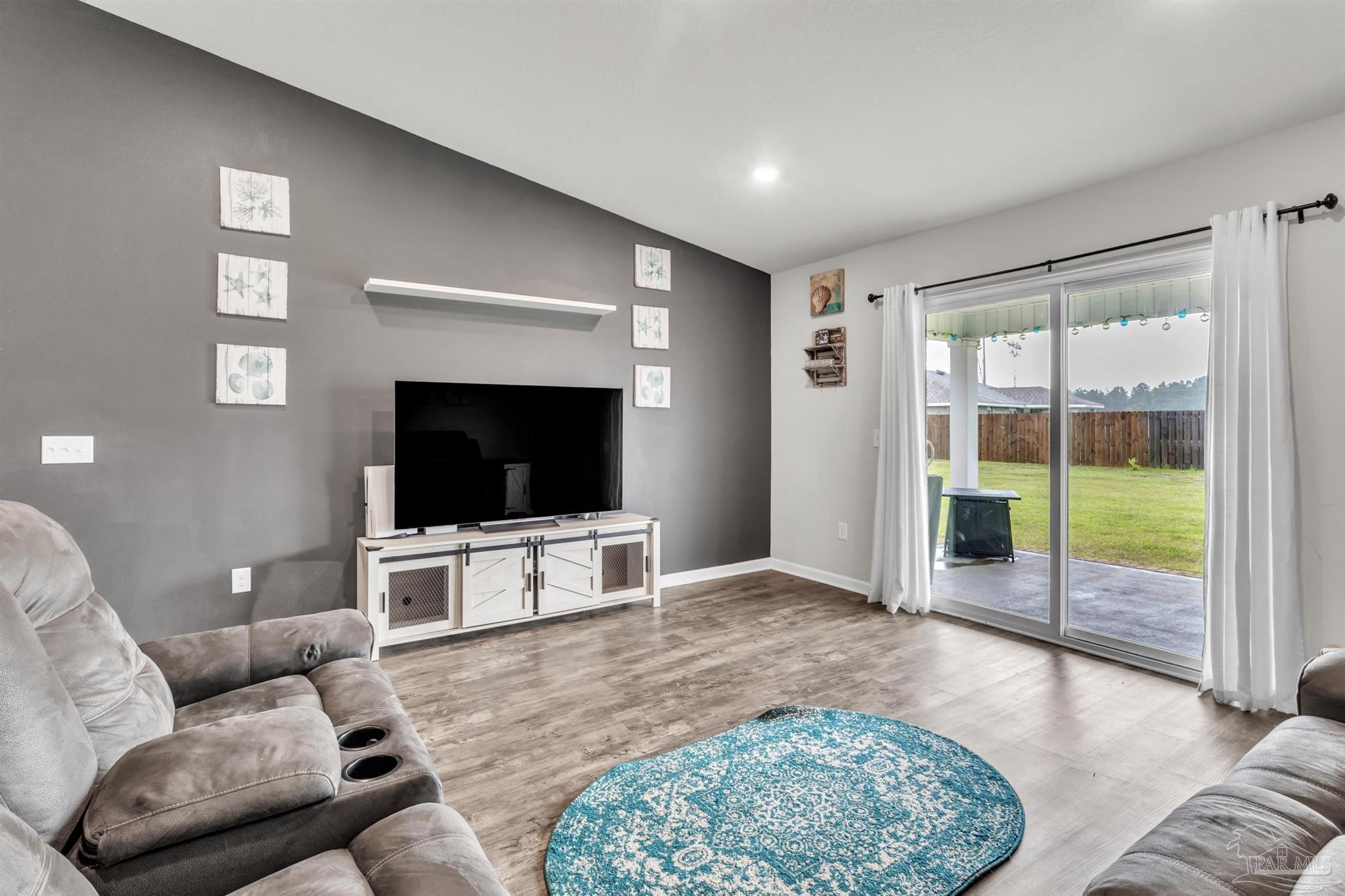 4744 Perception Circle Milton, FL 32570 - Photo 7 of 19