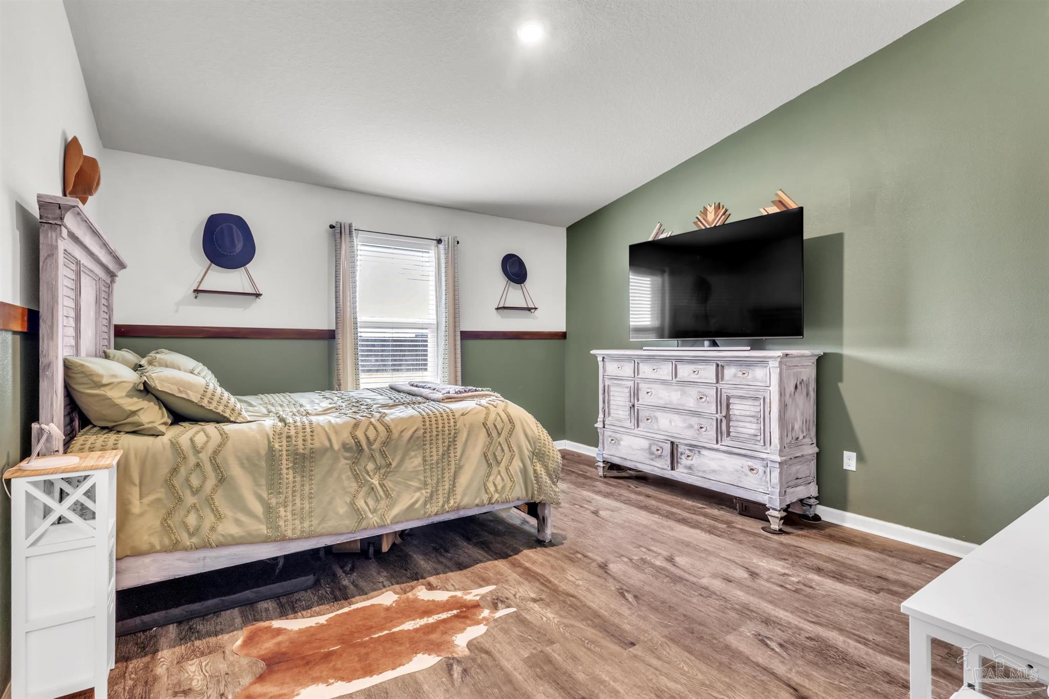 4744 Perception Circle Milton, FL 32570 - Photo 8 of 19