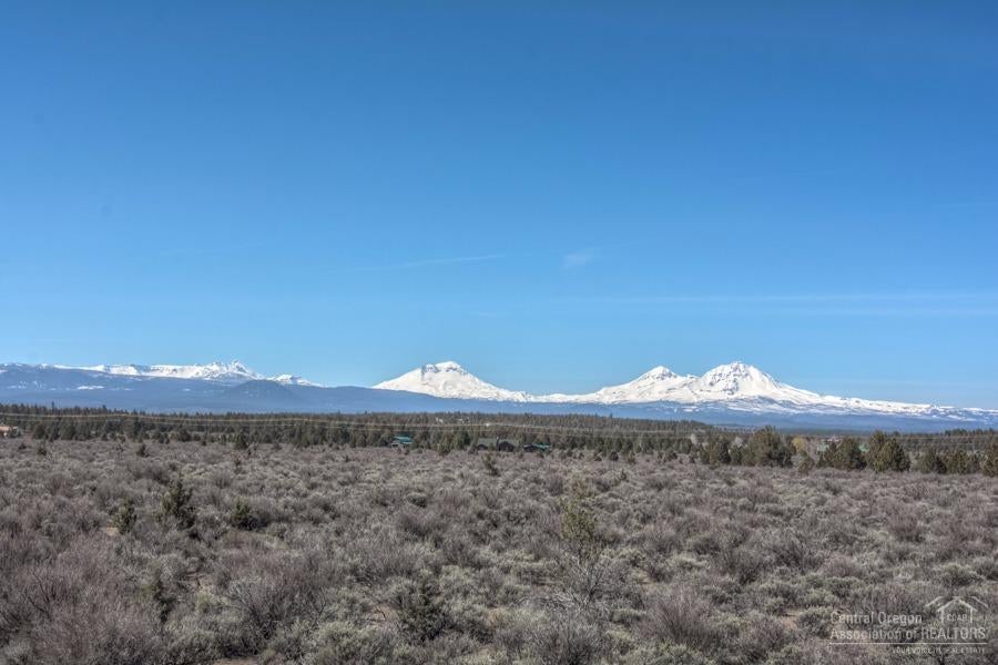 17775 Plainview Road Bend, OR 97703 - Photo 16 of 24 Additional Photo