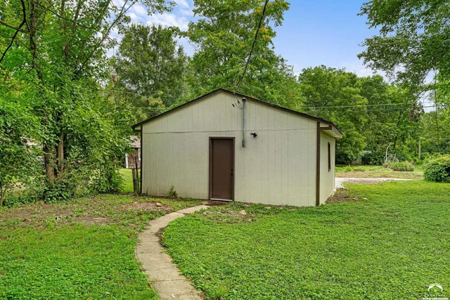 $283,900 | 1950 Barker Avenue, Lawrence, KS 66046