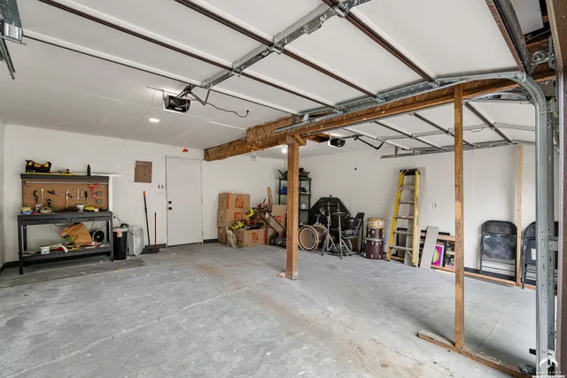 $283,900 | 1950 Barker Avenue, Lawrence, KS 66046