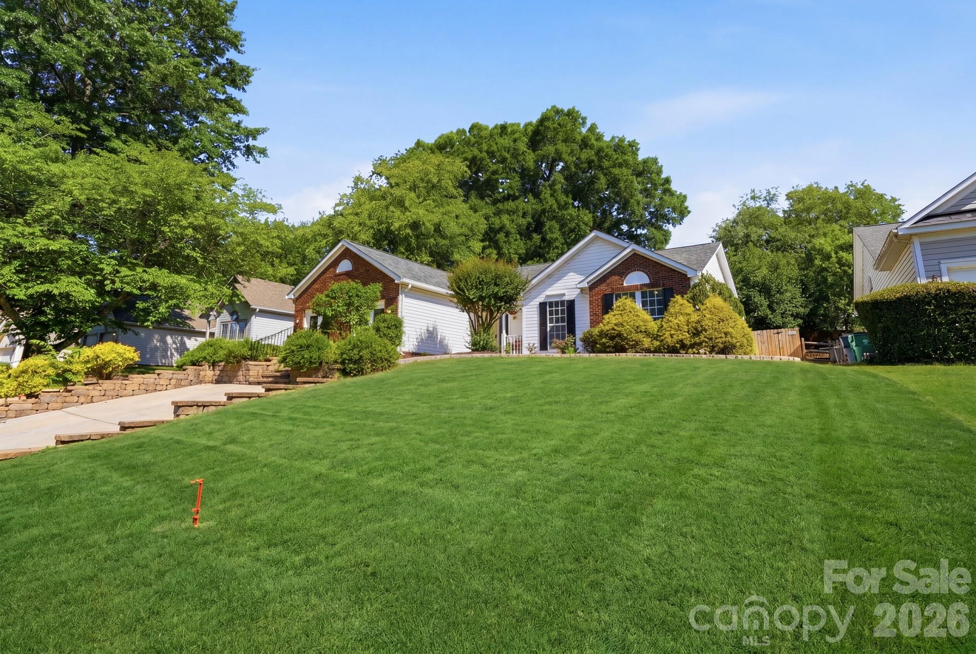 5519 Haybridge Road Charlotte, NC 28269 - Photo 10 of 48 Gallery Image 10