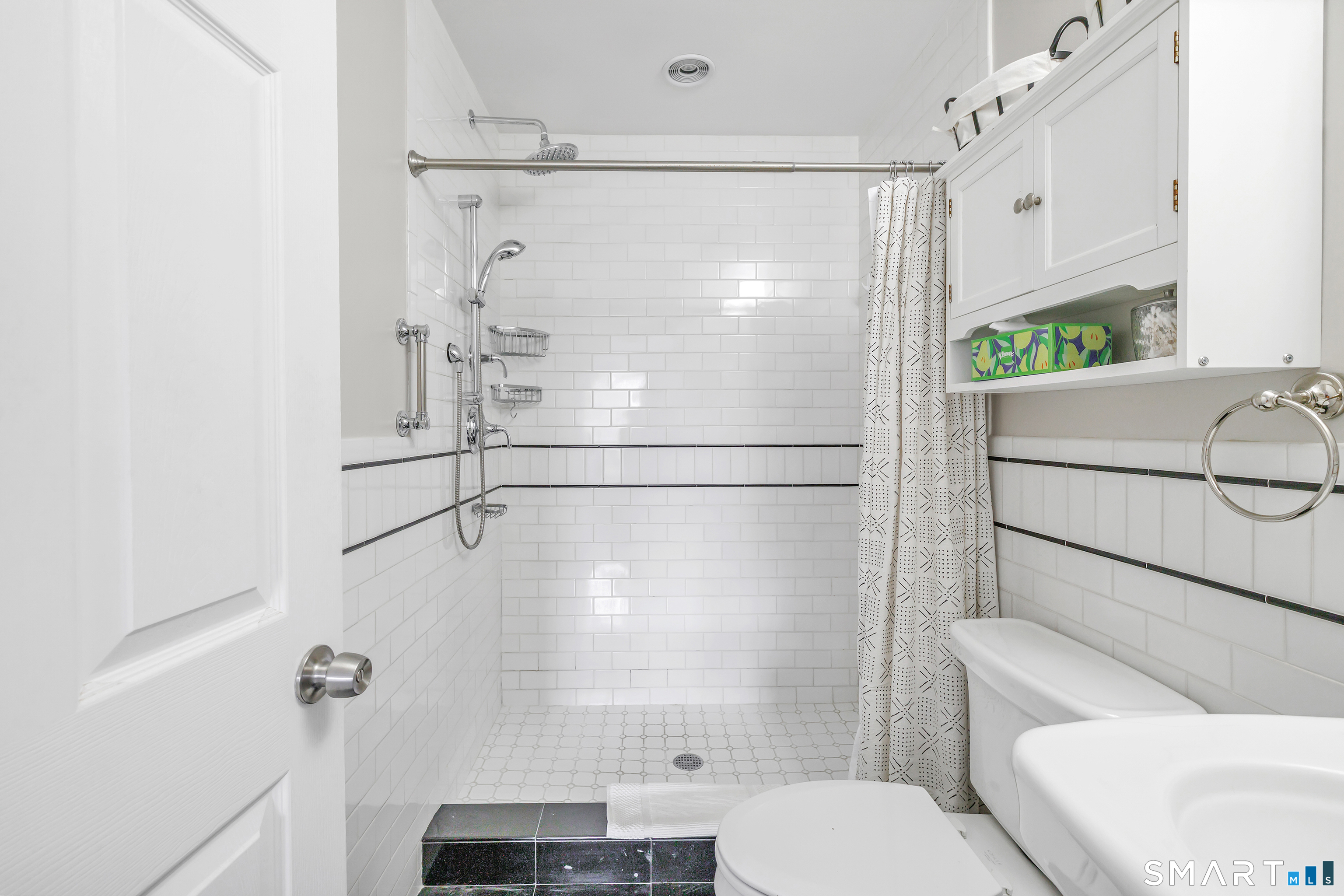 8 Koger Road Trumbull, CT 06611 - Photo 20 of 40