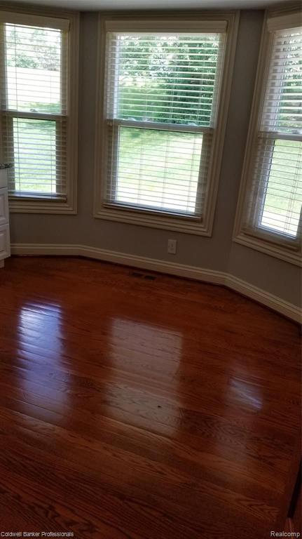 548 Rolling Green Circle Rochester Hills, MI 48309 - Photo 58 of 65