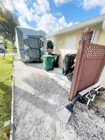 $2,650 | 357 Northeast Gulfstream Avenue, Port St. Lucie, FL 34983