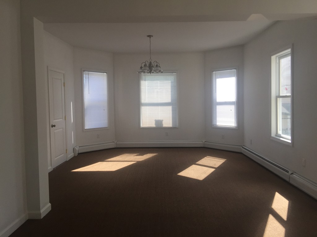 46 Buffinton Street Fall River, MA 02721 - Photo 3 of 26 Gallery Image 3