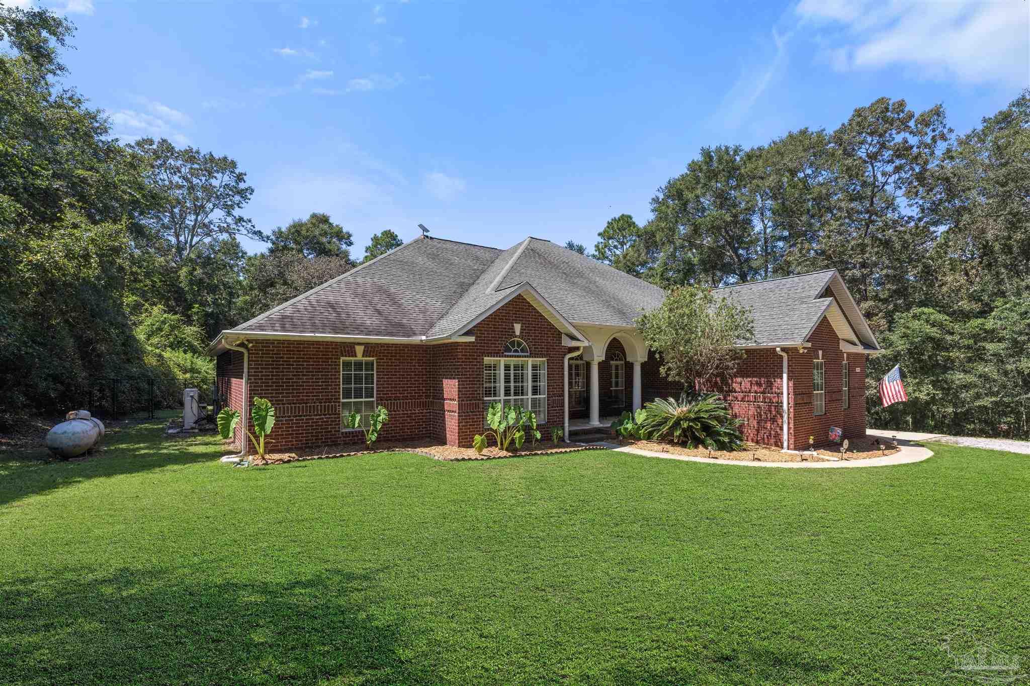 2855 Walling Road Milton, FL 32570 - Photo 3 of 37 Gallery Image 3