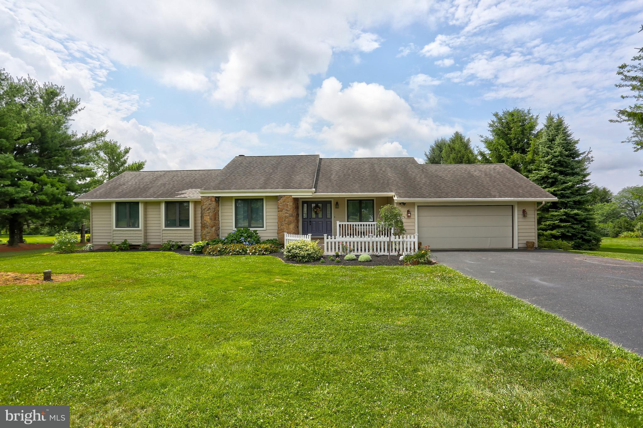 968 Buckwalter Road Lititz, PA 17543 - Photo 1 of 37