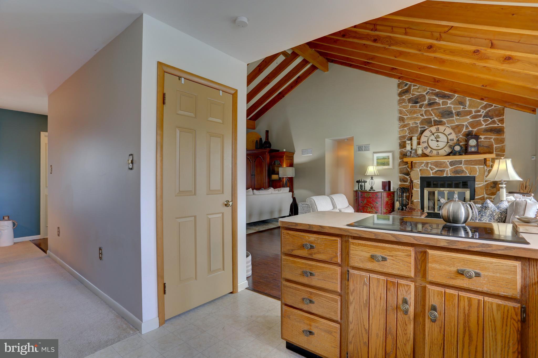 968 Buckwalter Road Lititz, PA 17543 - Photo 17 of 37