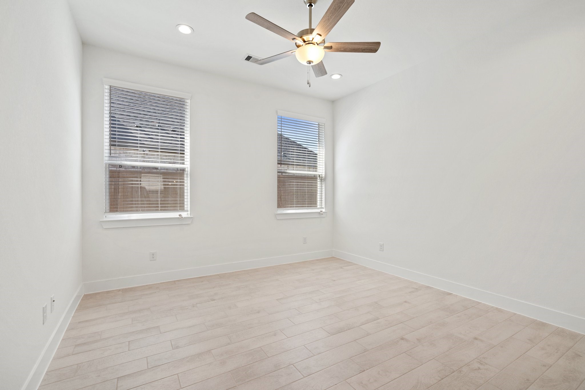 415 Rugged Rock Lane New Caney, TX 77357 - Photo 16 of 30