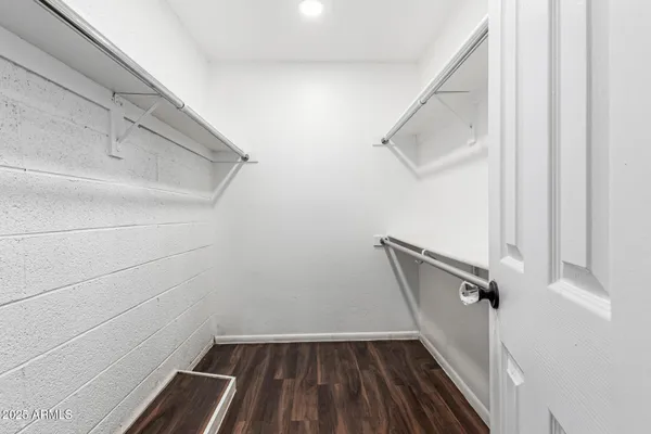 $169,000 | 3810 North Maryvale Parkway, Unit 2020, Phoenix, AZ 85031