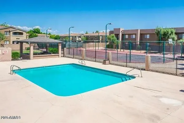 $169,000 | 3810 North Maryvale Parkway, Unit 2020, Phoenix, AZ 85031