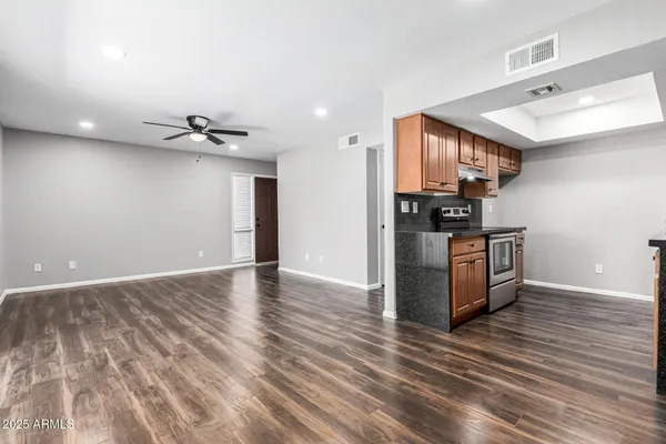 $169,000 | 3810 North Maryvale Parkway, Unit 2020, Phoenix, AZ 85031