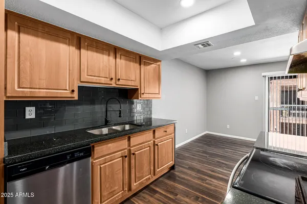 $169,000 | 3810 North Maryvale Parkway, Unit 2020, Phoenix, AZ 85031