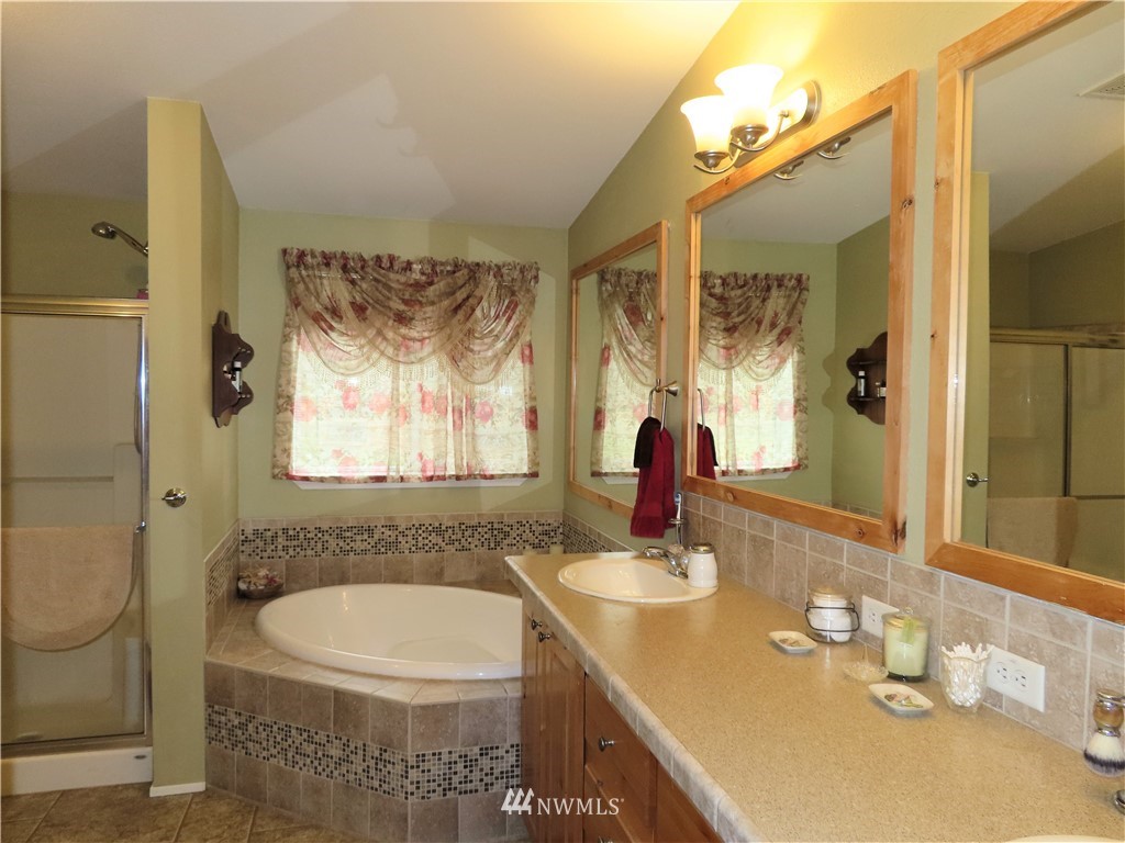 255 Lambert Creek Road Republic, WA 99166 - Photo 12 of 40 Gallery Image 12