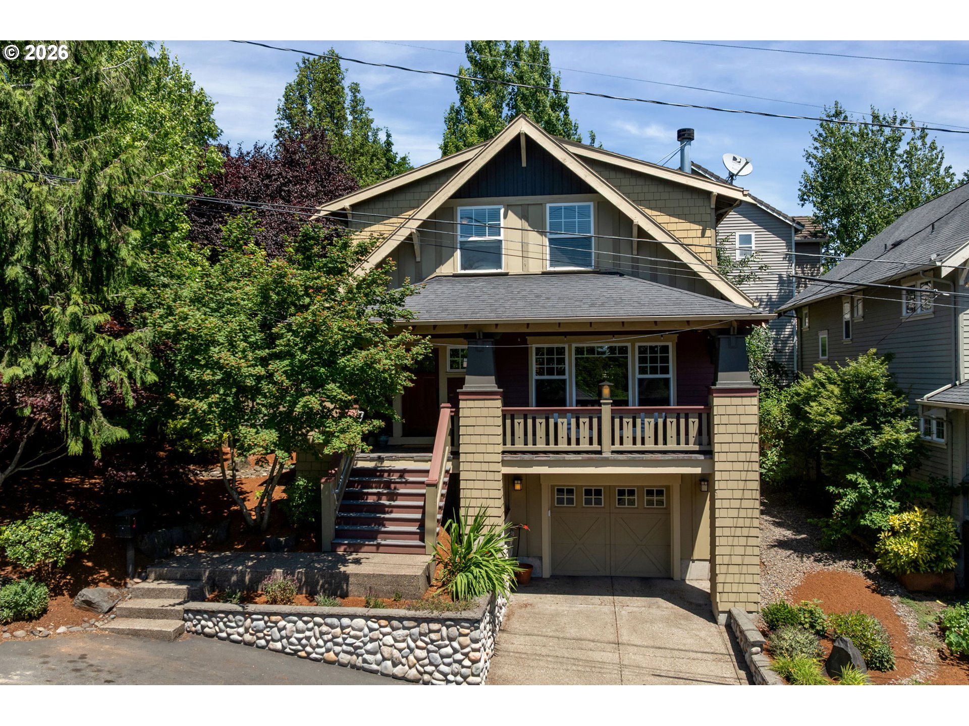 2939 Southwest Custer Street Portland, OR 97219 - Photo 1 of 48