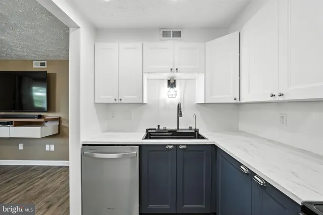 $250,000 | 8380 Brockham Drive, Unit 29/80E, Alexandria, VA 22309