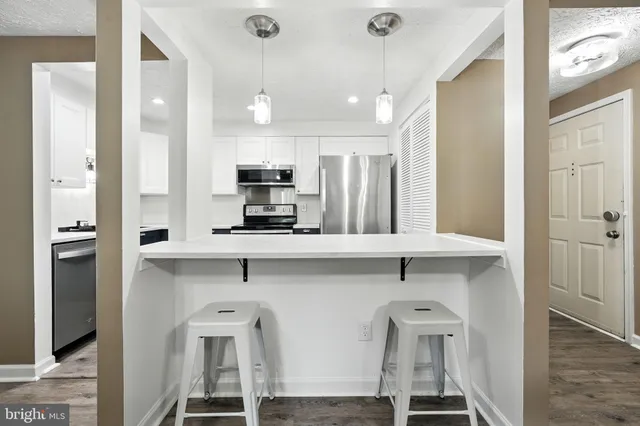 $250,000 | 8380 Brockham Drive, Unit 29/80E, Alexandria, VA 22309