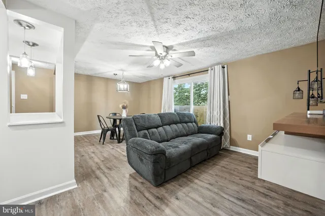 $250,000 | 8380 Brockham Drive, Unit 29/80E, Alexandria, VA 22309