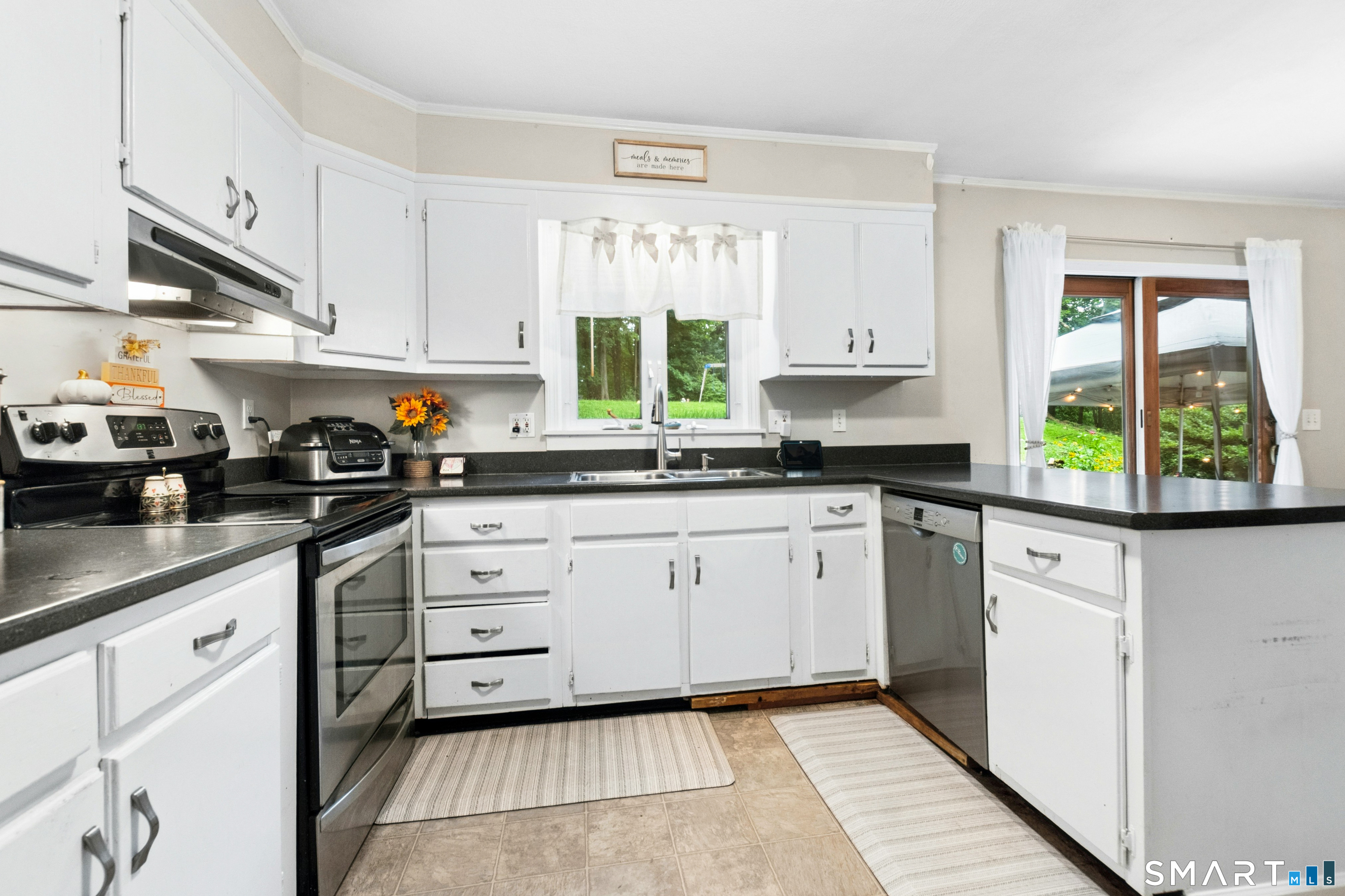 13 Ball Pond Road Danbury, CT 06811 - Photo 10 of 29 Gallery Image 10