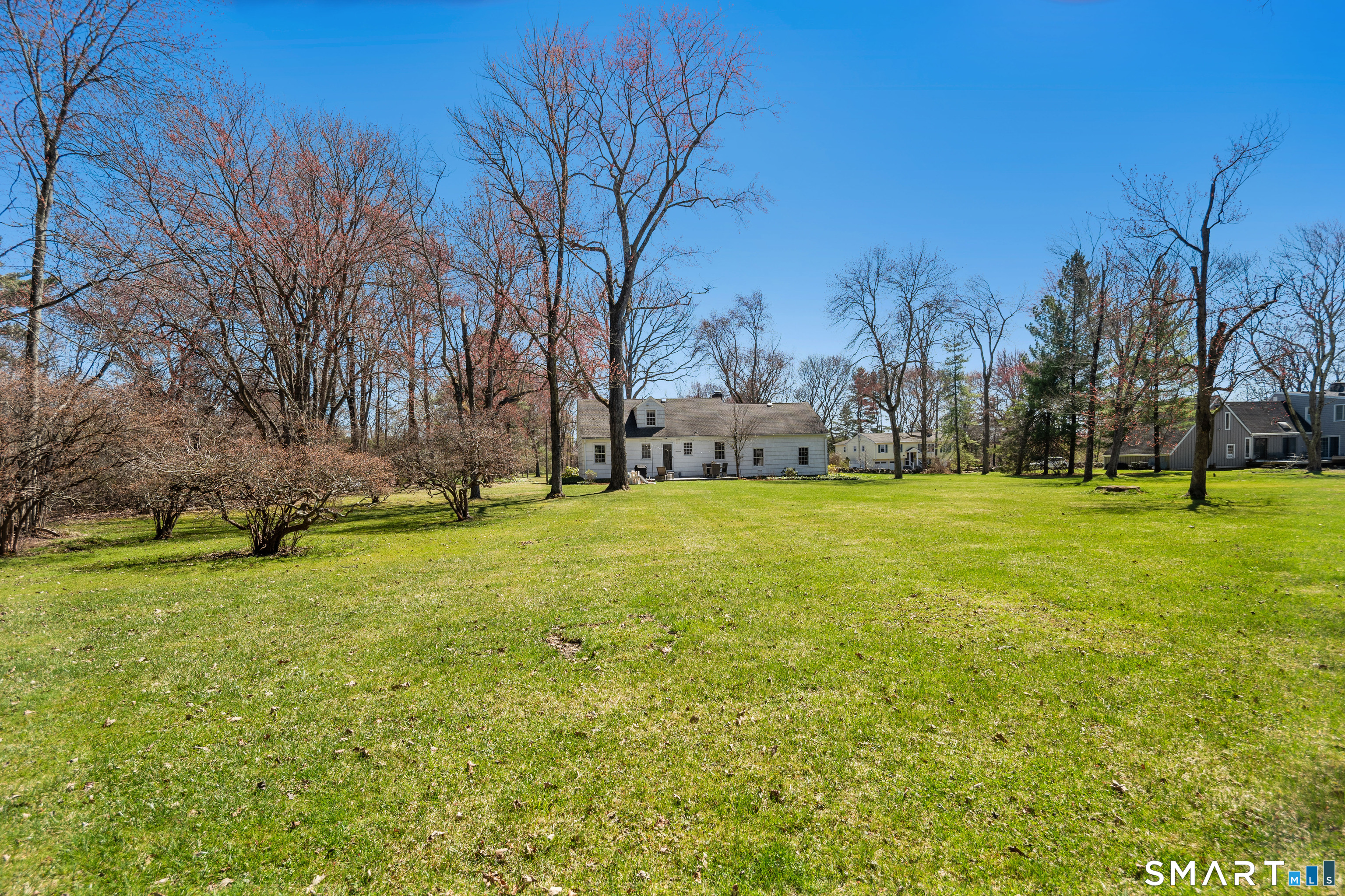 20 Olmstead Lane Ridgefield, CT 06877 - Photo 9 of 18