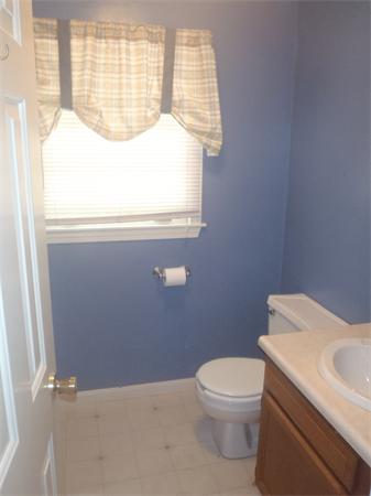 26 Proctor Street, Unit C Worcester, MA 01606 - Photo 8 of 15 Gallery Image 8