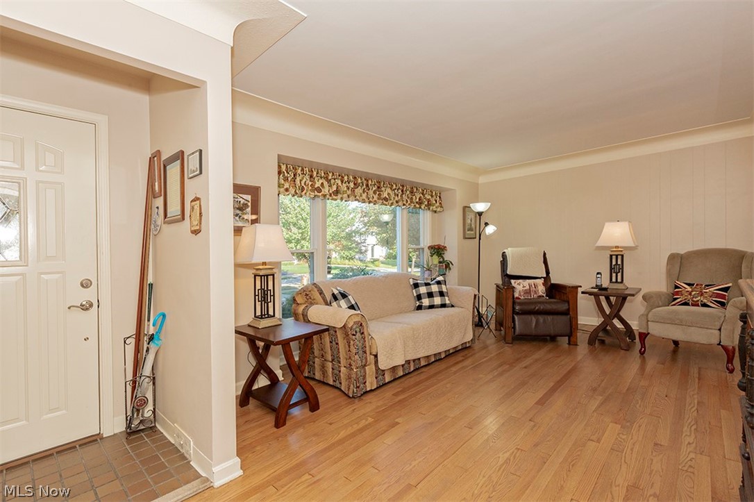 3727 Normandy Road Cleveland, OH 44120 - Photo 13 of 31