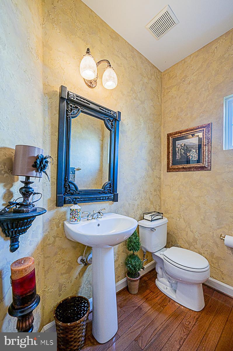 12004 Open Run Road Ellicott City, MD 21042 - Photo 17 of 68 Main floor powder room