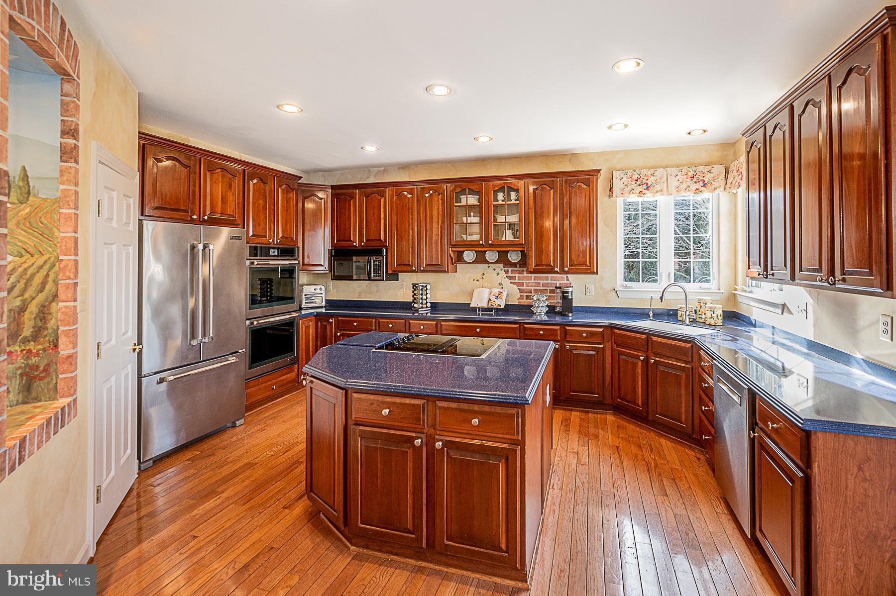 12004 Open Run Road Ellicott City, MD 21042 - Photo 25 of 68 Kitchen 42" cherry cabinets