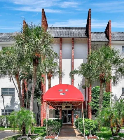 $1,850 | 4740 Northwest 21st Street, Unit 4P, Lauderhill, FL 33313