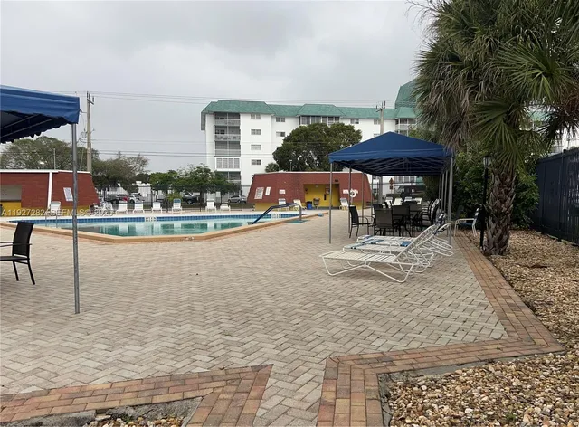 $1,850 | 4740 Northwest 21st Street, Unit 4P, Lauderhill, FL 33313