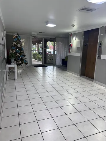 $1,850 | 4740 Northwest 21st Street, Unit 4P, Lauderhill, FL 33313