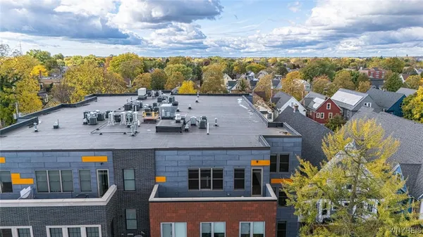 $2,650 | 1020 Elmwood Avenue, Unit 402, Buffalo, NY 14222