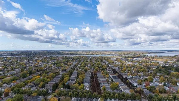 $2,650 | 1020 Elmwood Avenue, Unit 402, Buffalo, NY 14222