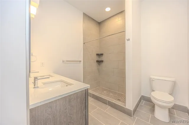 $2,650 | 1020 Elmwood Avenue, Unit 402, Buffalo, NY 14222