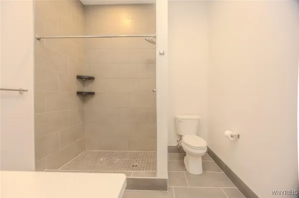 $2,650 | 1020 Elmwood Avenue, Unit 402, Buffalo, NY 14222