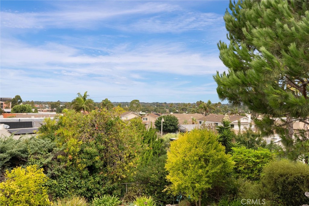 6301 East Bixby Hill Road Long Beach, CA 90815 - Photo 31 of 48 a view of a lake