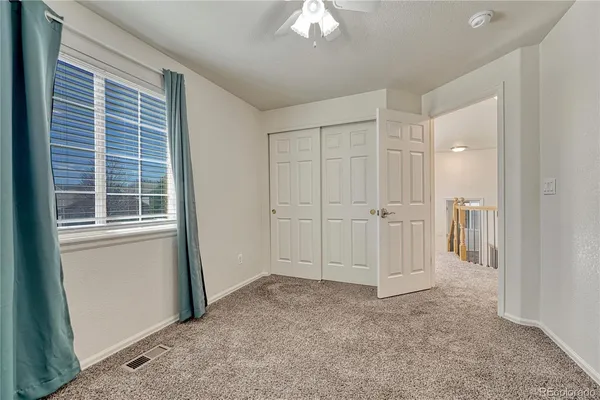 a view of empty room with window