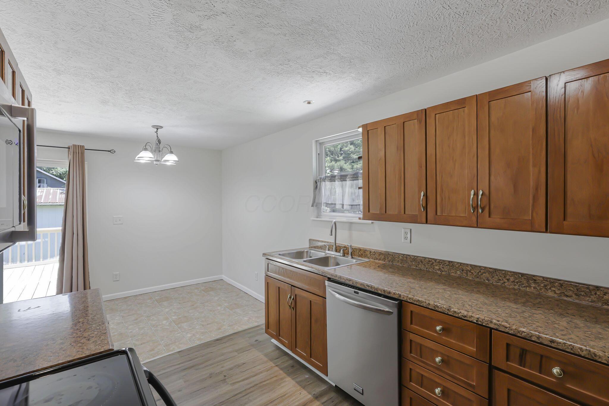 8055 Lock Road Centerburg, OH 43011 - Photo 15 of 47