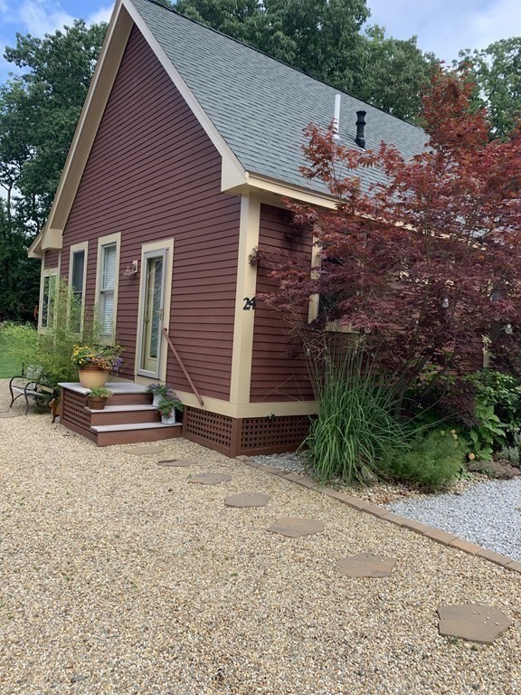 24 Summer Village Road, Unit 24 Westford, MA 01886 - Photo 6 of 27