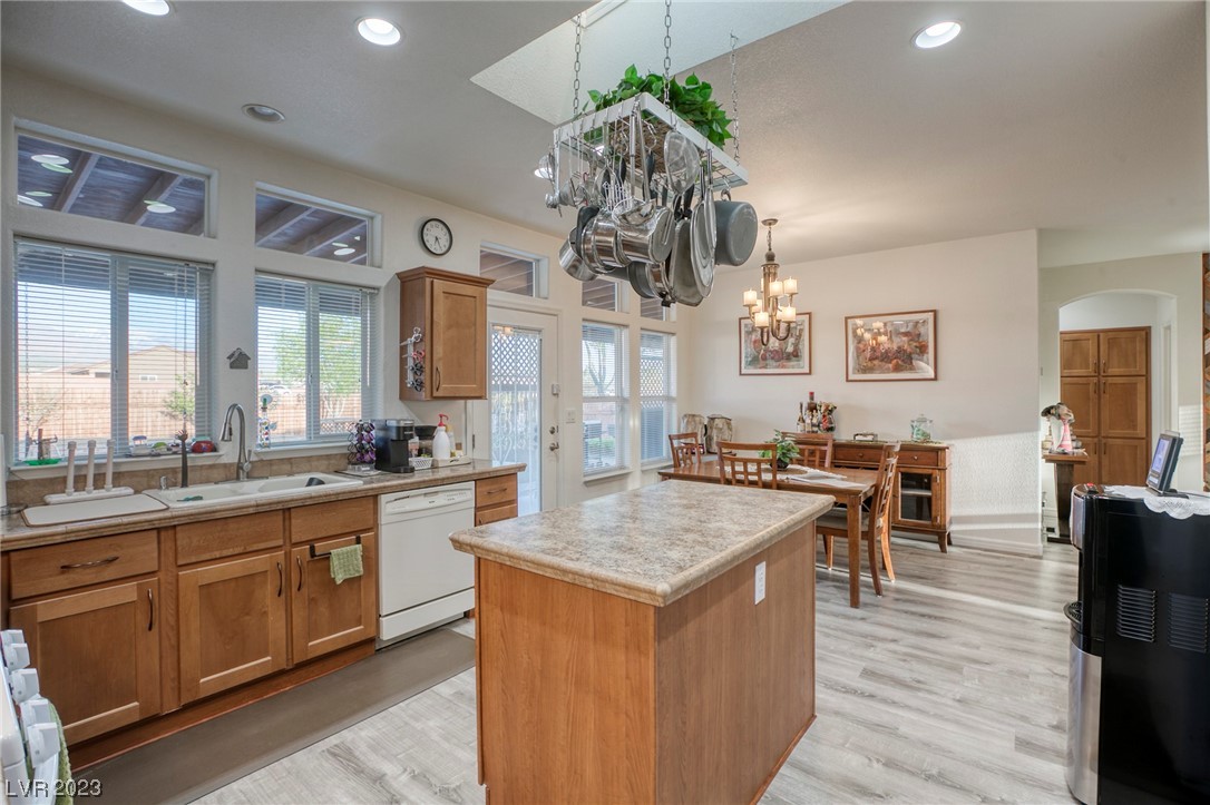 700 Fort Churchill Road Pahrump, NV 89060 - Photo 19 of 92 Gallery Image 19