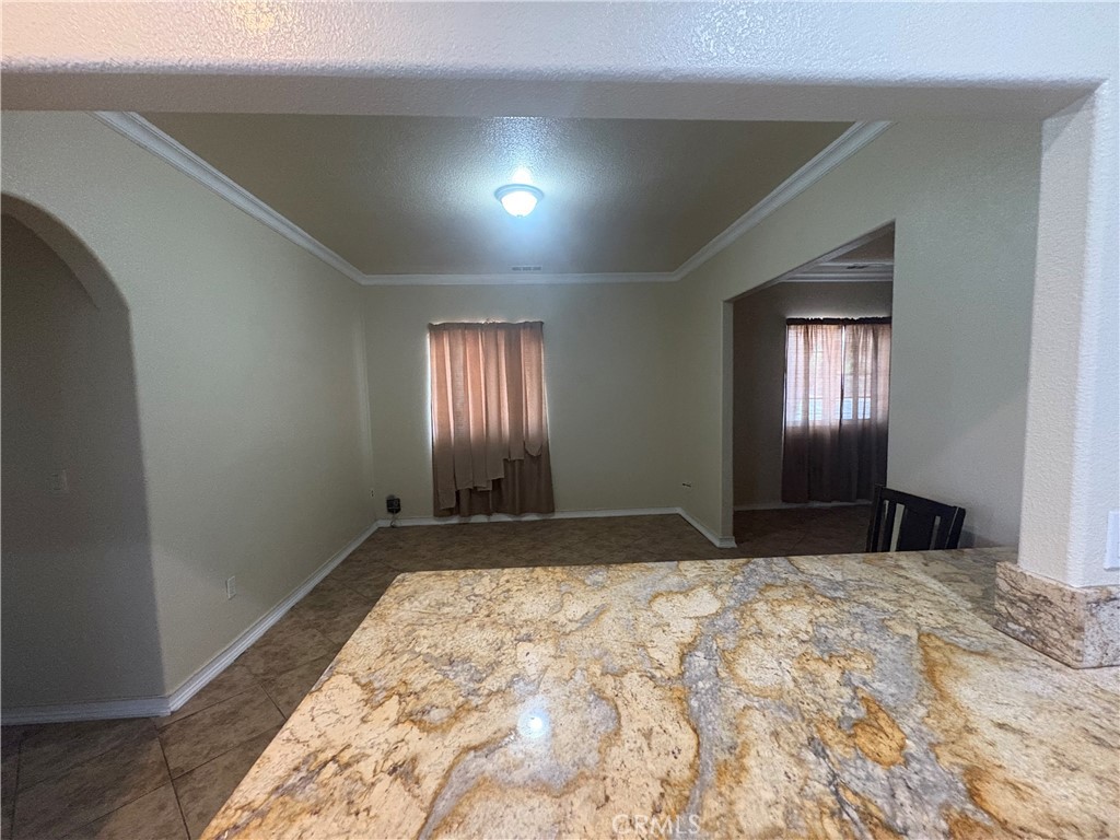3395 Franklin Avenue Riverside, CA 92507 - Photo 11 of 55 Gallery Image 11
