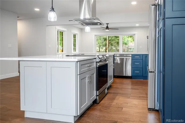 $979,000 | 404 South Oneida Way, Denver, CO 80224