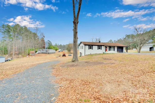 $340,000 | 17154 Frog Pond Road, Oakboro, NC 28129